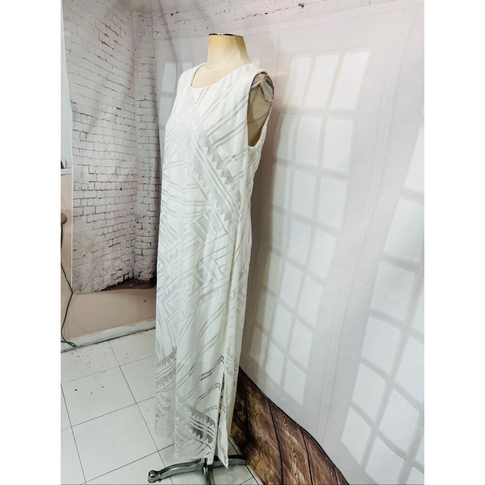 Chico's White Sleeveless Geometric Burnout Textured Maxi Dress Size 2 Large - Picture 3 of 9